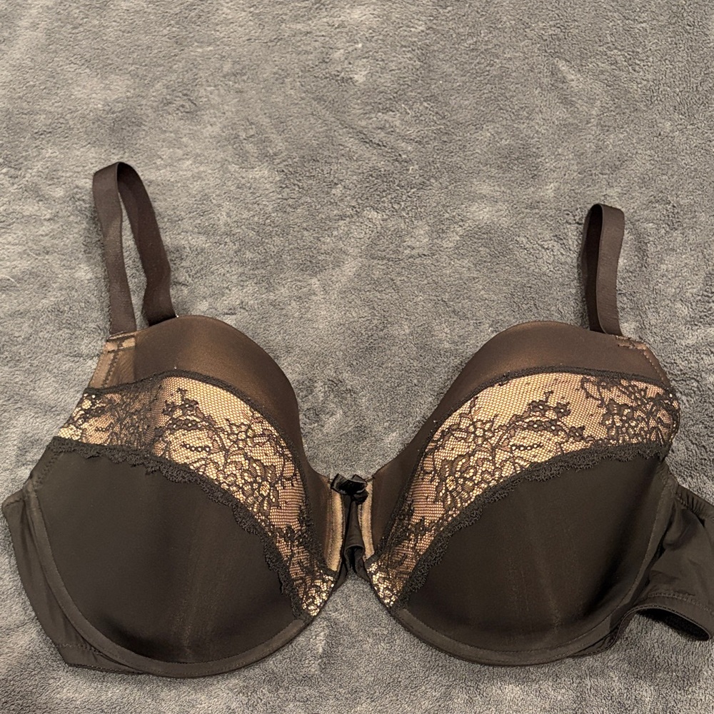 Adore Me Black and Cream Lace Bra